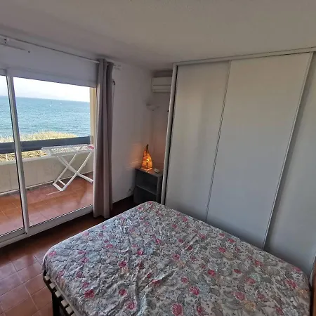 176 2 Pieces Avec Piscine Vue *